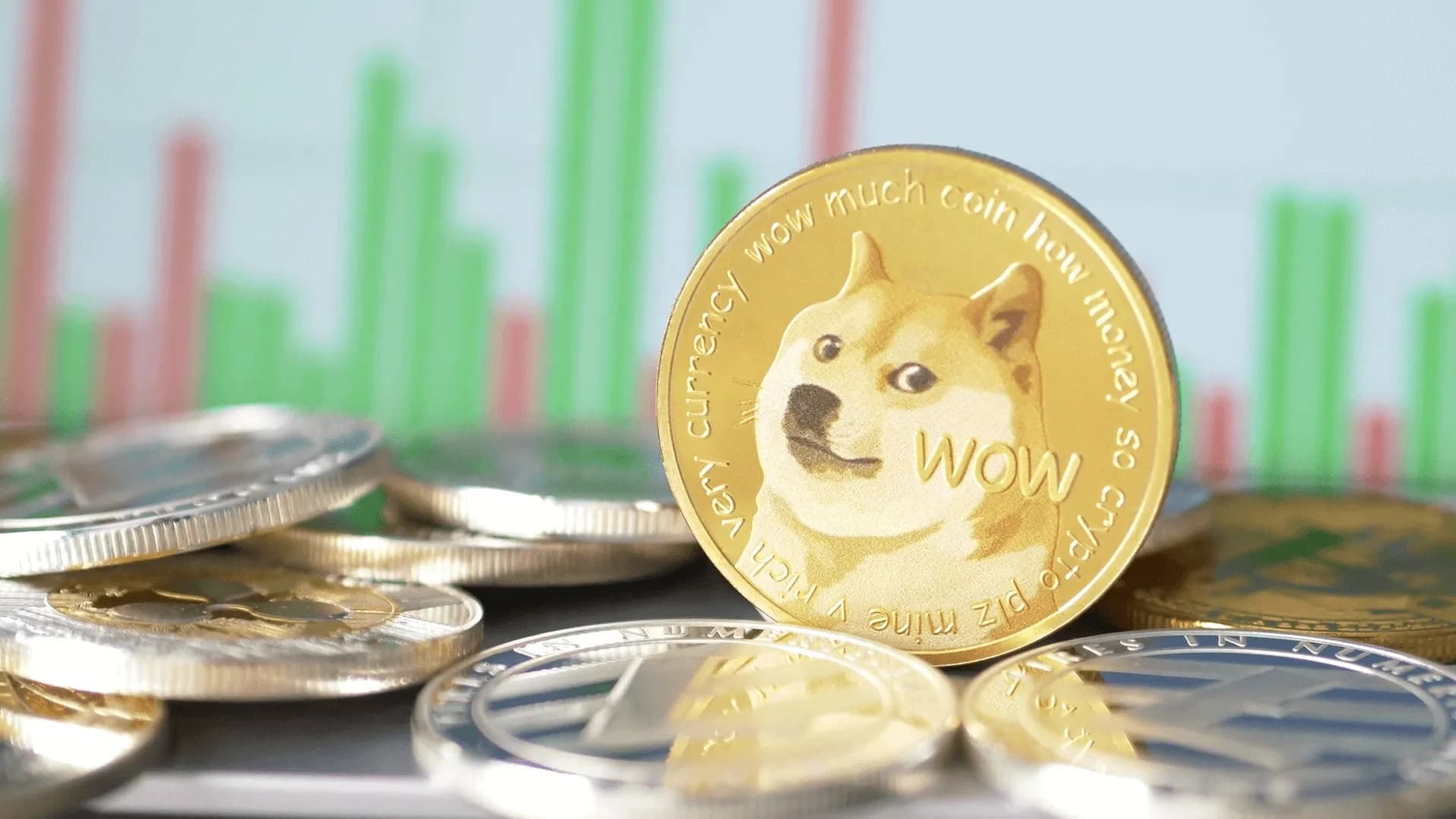 Dogecoin Founder Who Sold All His DOGE For $10,000 Earned $780,000 This Year Without Doing Anything – But How?