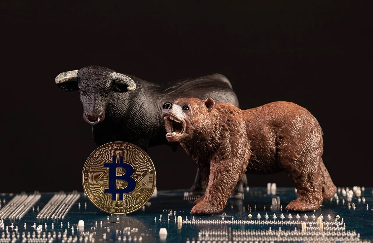 Analytics Firm Warns For Bitcoin: “If Bitcoin Hits ATH and Altcoins Follow the Bull…”